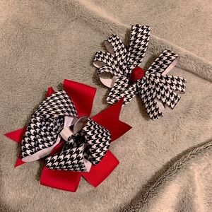 Set of two Houndstooth hair bows